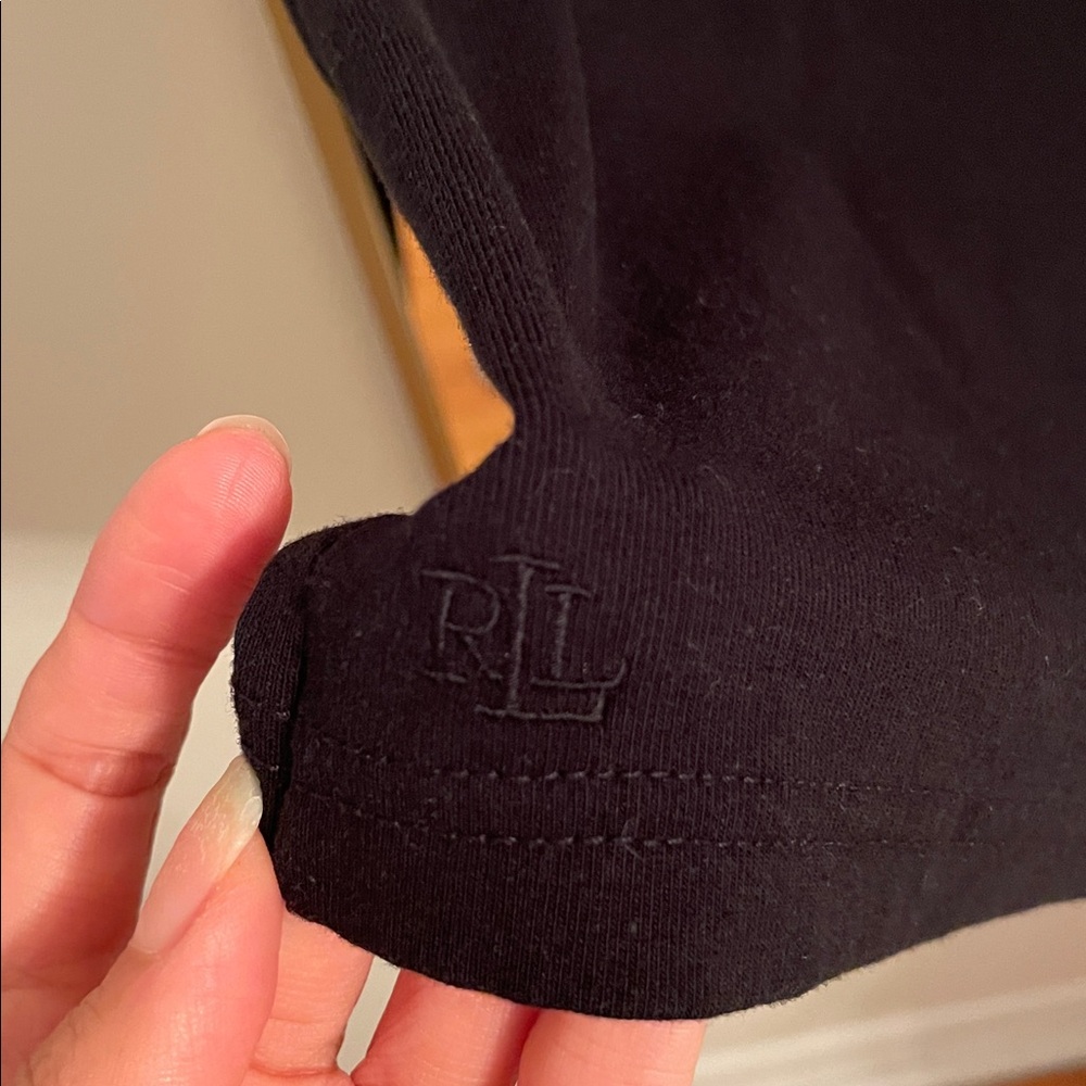 ❌ SOLD ❌ Lauren Ralph Lauren • Stretch Cotton Boatneck Elbow Sleeve Black Tee - Picture 6 of 7